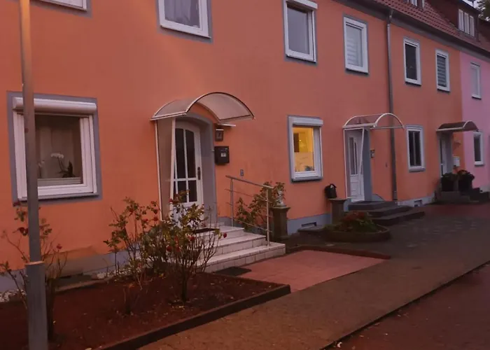 And Fair In - Messe -