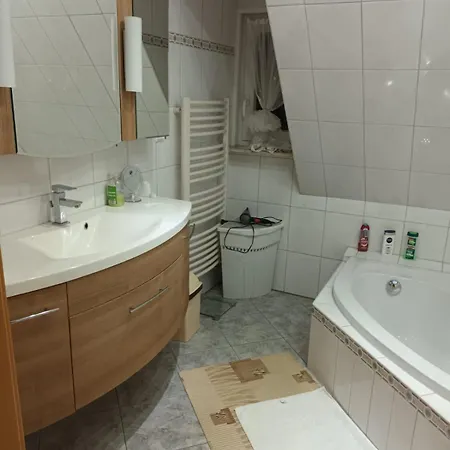 And Fair In - Messe -